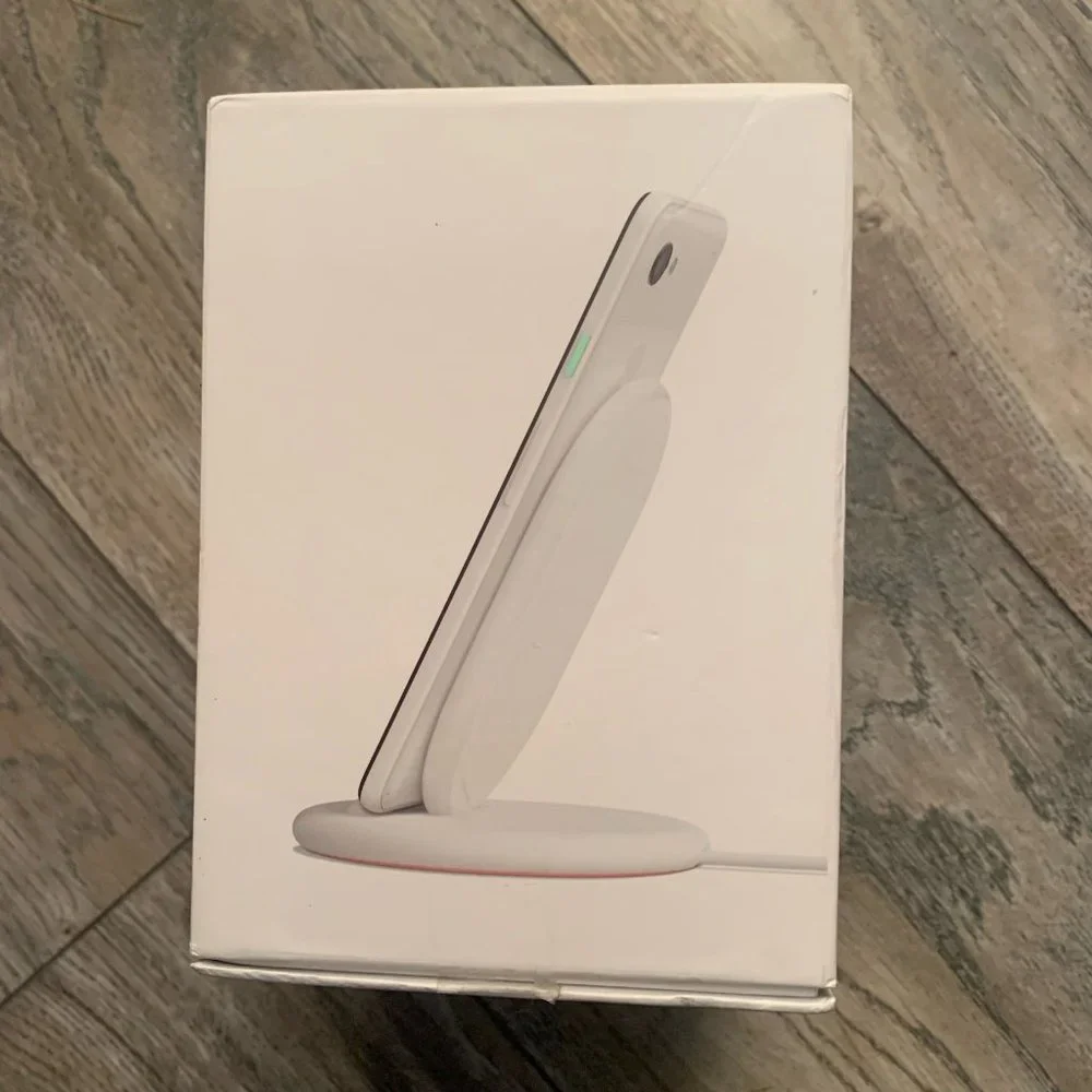 NEW GOOGLE PIXEL STAND FAST‎ WIRELESS CHARGER PIXEL 3 & PIXEL 3 XL